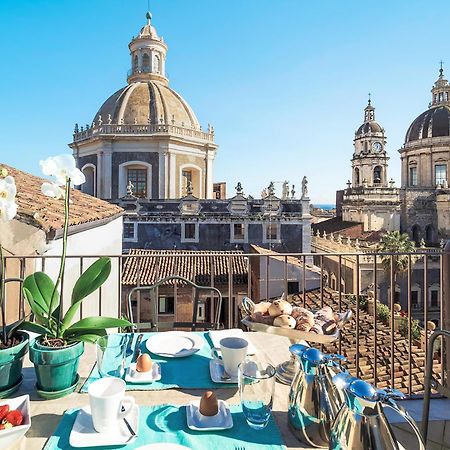 Penthouse Duomo Apartman Catania-Fontanarossai nemzetközi repülőtér Kültér fotó
