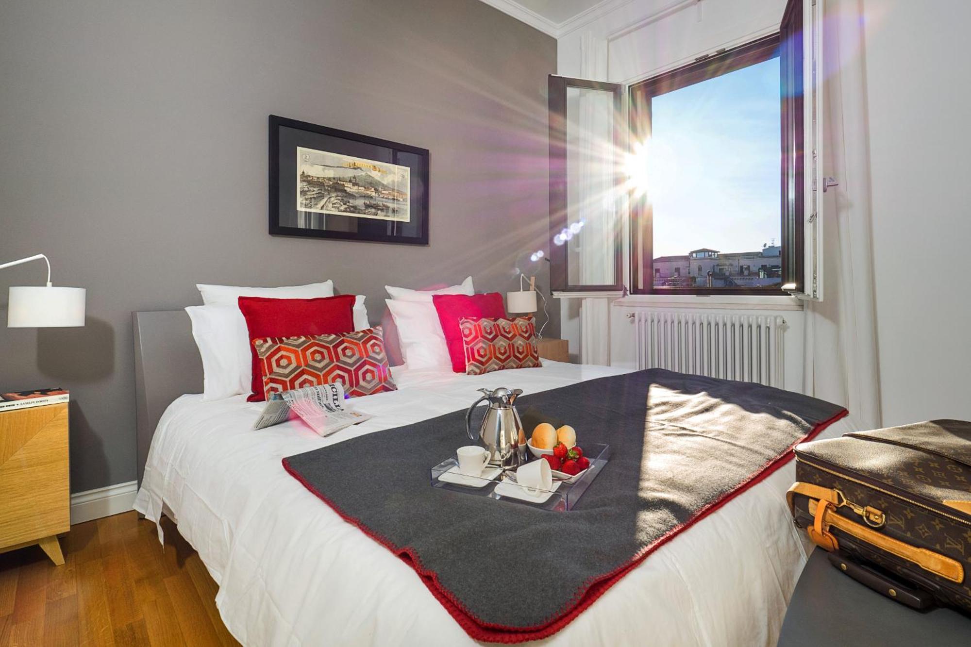 Penthouse Duomo Apartman Catania-Fontanarossai nemzetközi repülőtér Kültér fotó